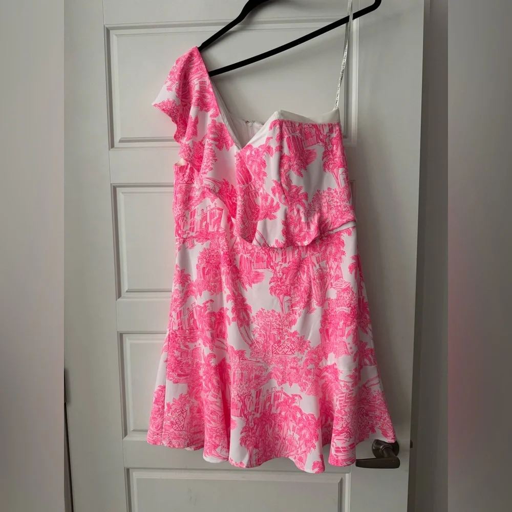Lilly Pulitzer Romper - Picture 2 of 4